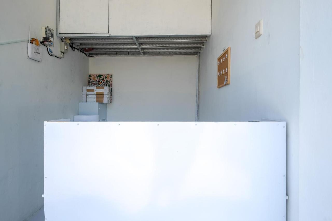 Reddoorz Near Tugu Kartasura Hotel Sukoharjo Bagian luar foto